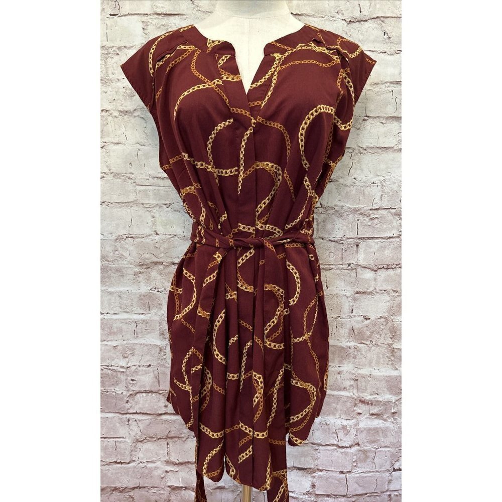 Motherhood Maternity M Sleeveless Button Up Top Blouse Tunic Maroon Gold Chain